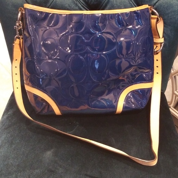 Coach crossbody - Picture 3 of 8